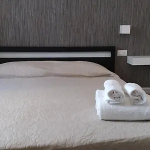  Gasthuis Cconforthotels R&b Gary House Italië