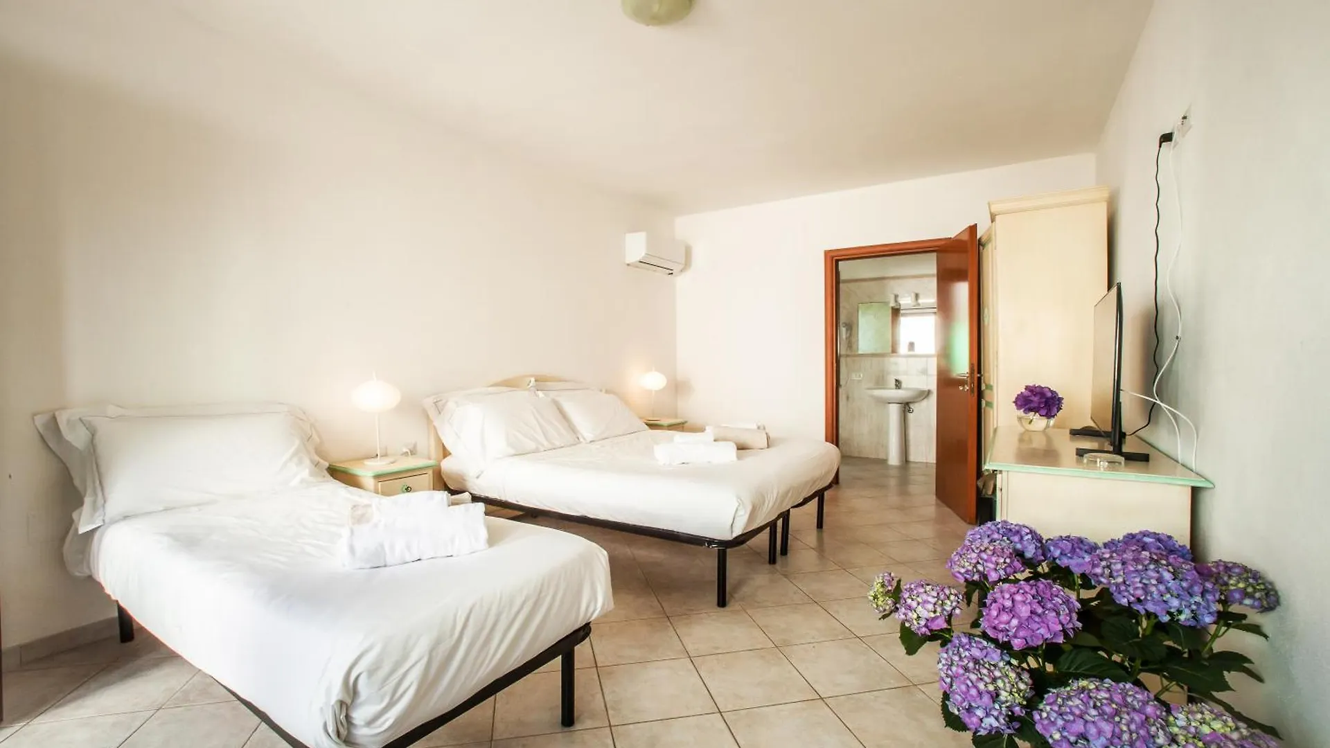 Hotel New Barcavela Santa Margherita di Pula