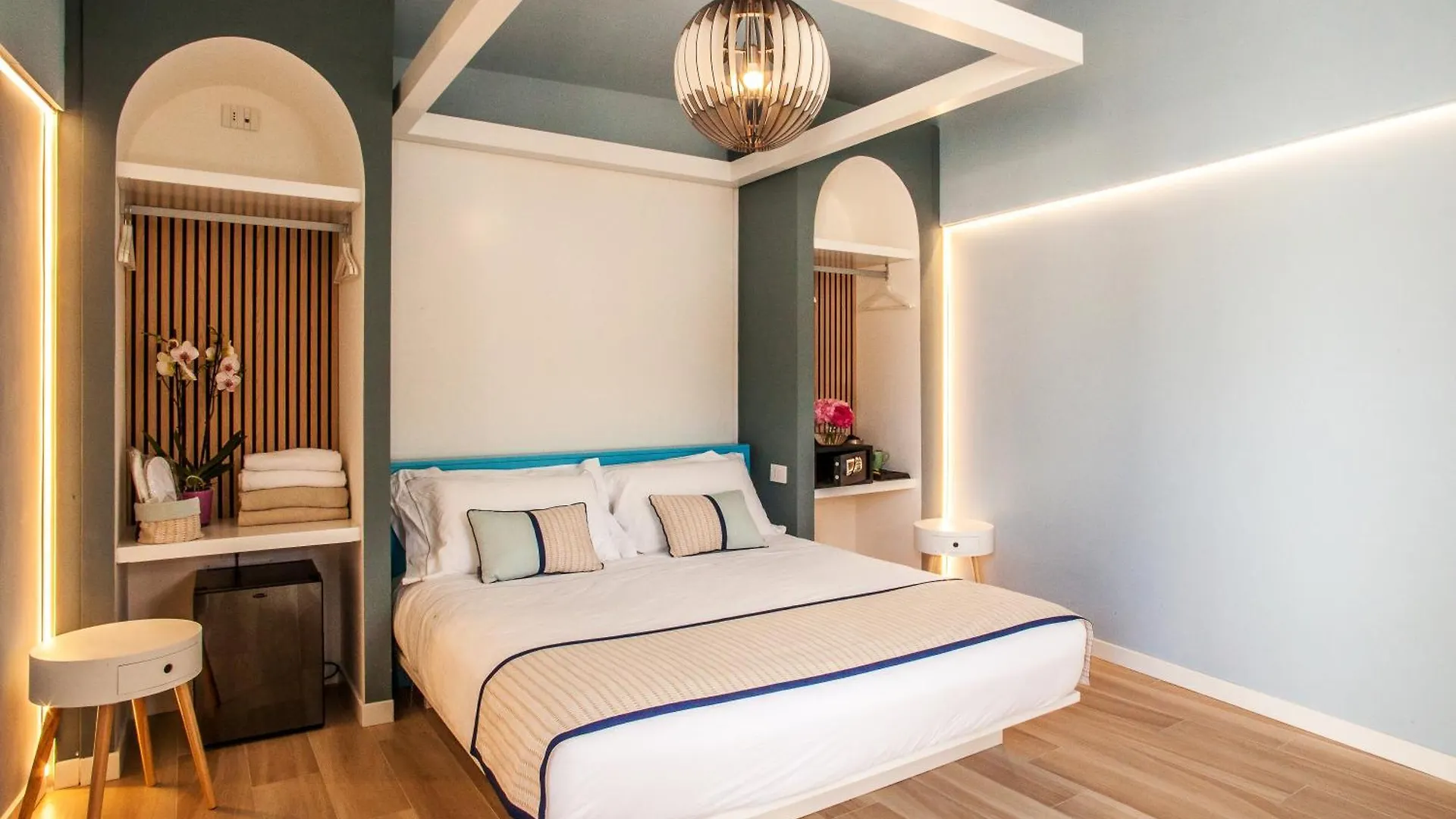 Hotel New Barcavela Santa Margherita di Pula 4*,